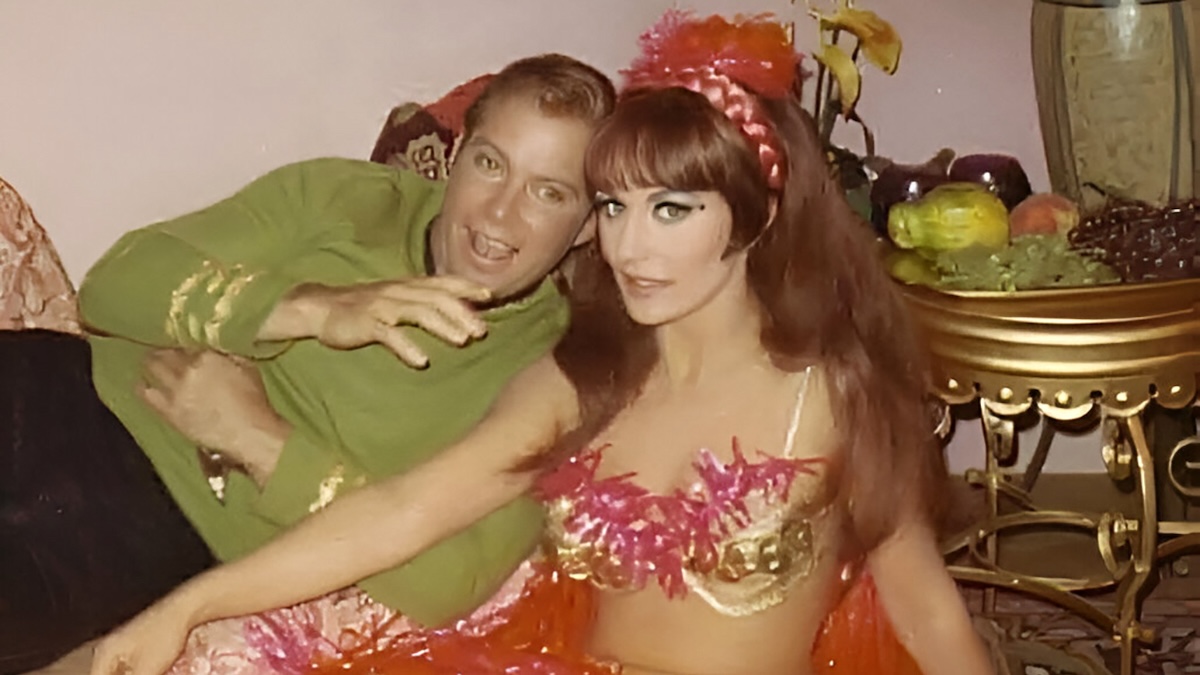 20 Rare ‘Star Trek’ Behind-the-Scenes Photos With Shatner, Nimoy