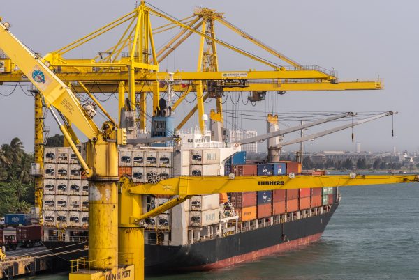 Vietnam Pledges to Crack Down on Illicit Transshipment of Chinese Goods: Report