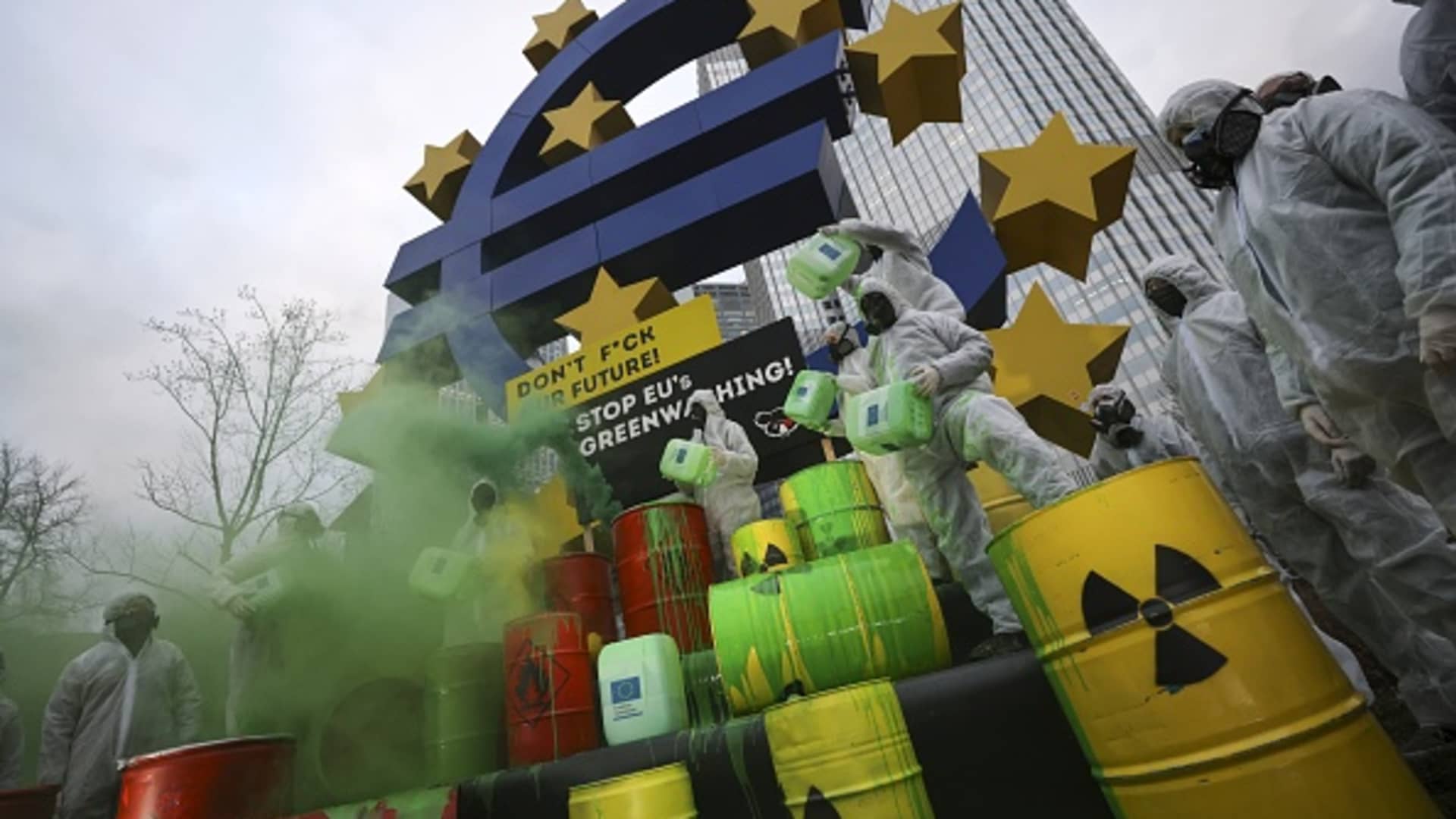 Europe at 'fork in the road' between AI competition and climate: fund managers